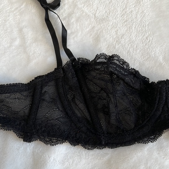 Forever 21 Black Lace Bow Strap Adjustable See through Sexy Bra - Picture 2 of 7